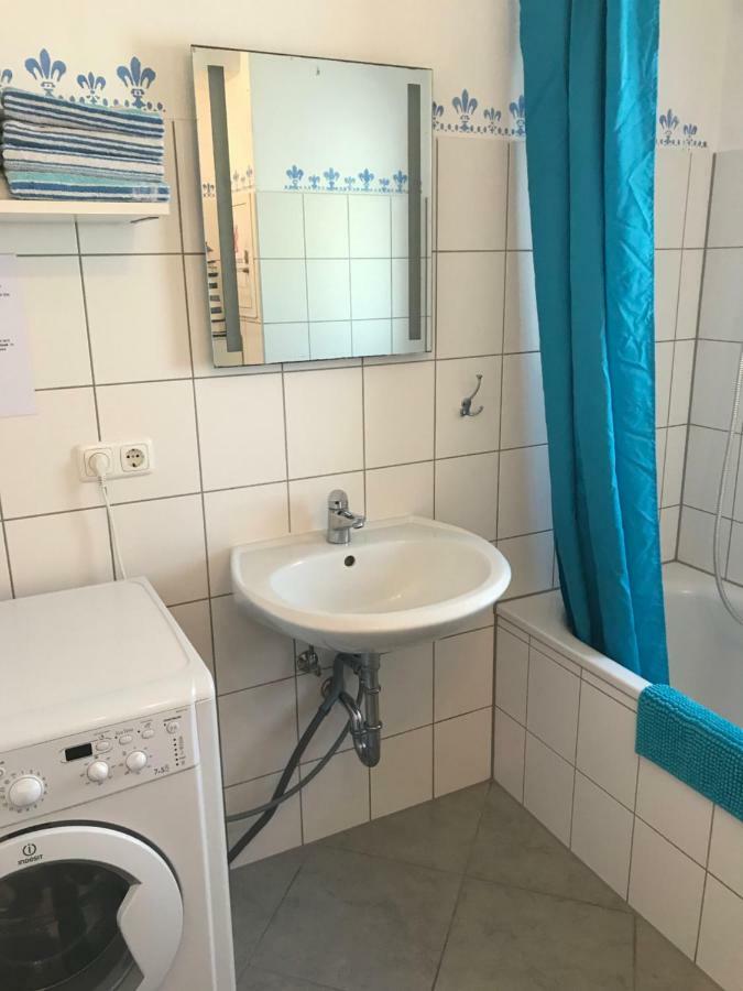 Unterkunft Fuer Arbeiter Und Monteure Gräfrath Kültér fotó